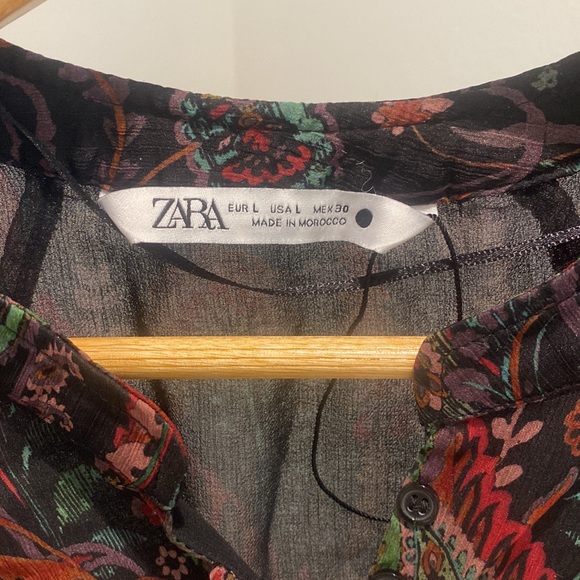 Brand: Zara; Size: Large; Color: black multi color / pattern (red, pink, green) - Picture 3 of 6